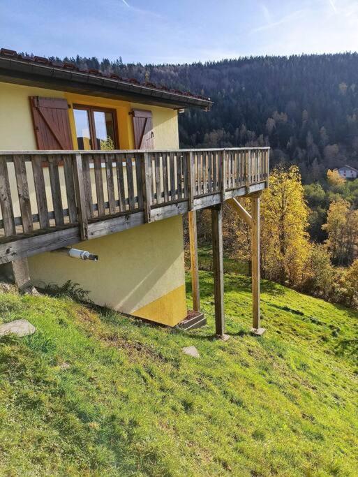 Maison De Montagne Vue Magnifique Ventron Exteriér fotografie